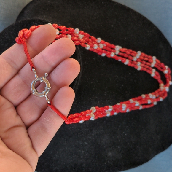 Multi strand red coral and white fresh water pearl necklace - Picture 2 of 2